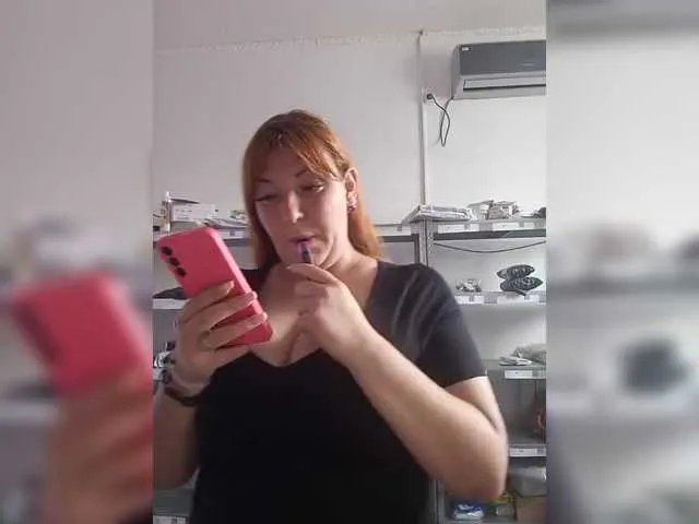 Libely – webcam model profile photo Image 16