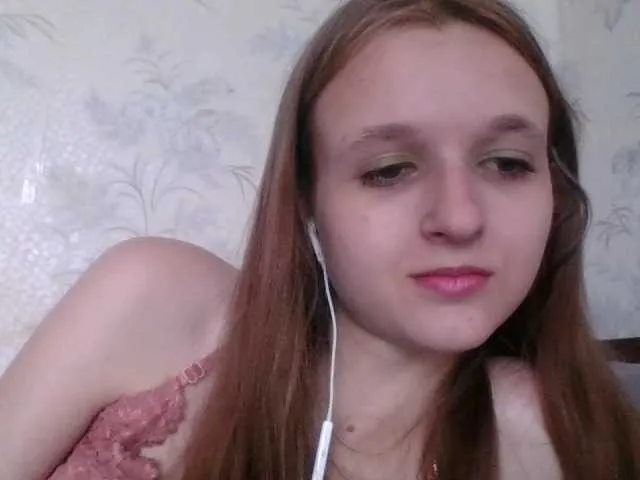 blondeangel_4u2 – webcam model profile photo Image 2