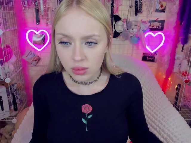 MindyKally Image 5