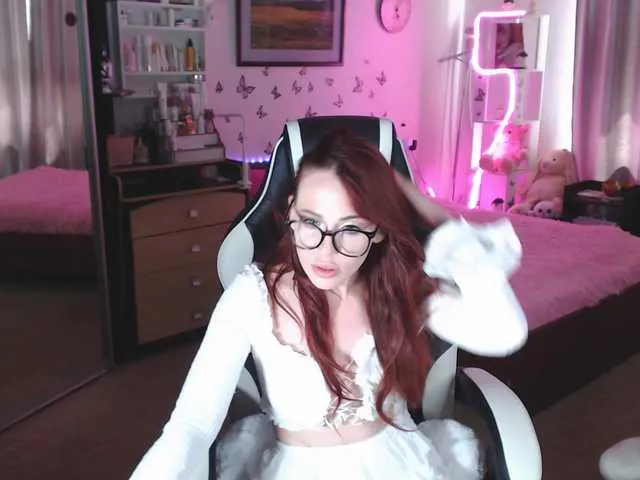 Nana__ch – webcam model profile photo Image 4