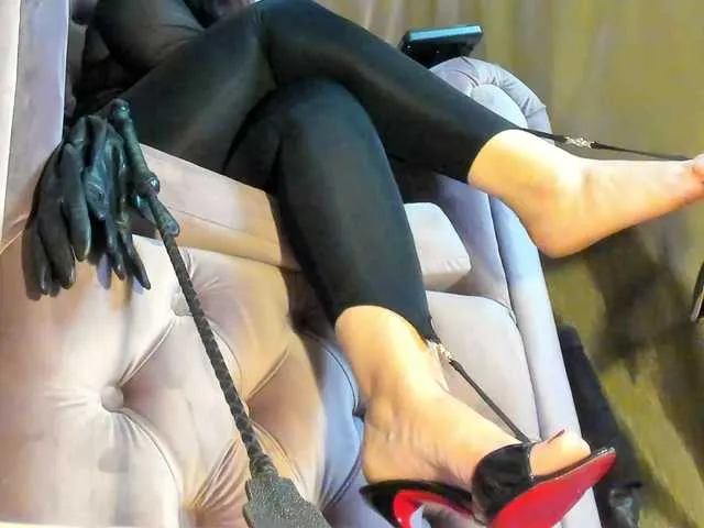 MistressLilla Image 12