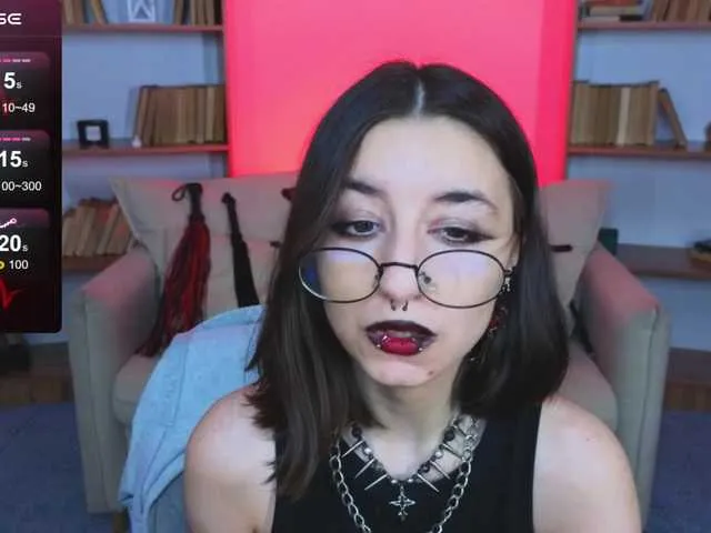 MissKristal – webcam model profile photo Image 8