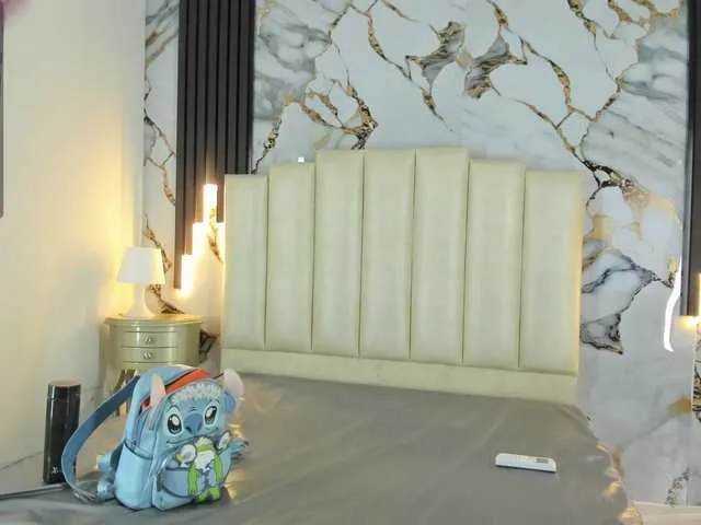 tamara-kisses – webcam model profile photo Image 13