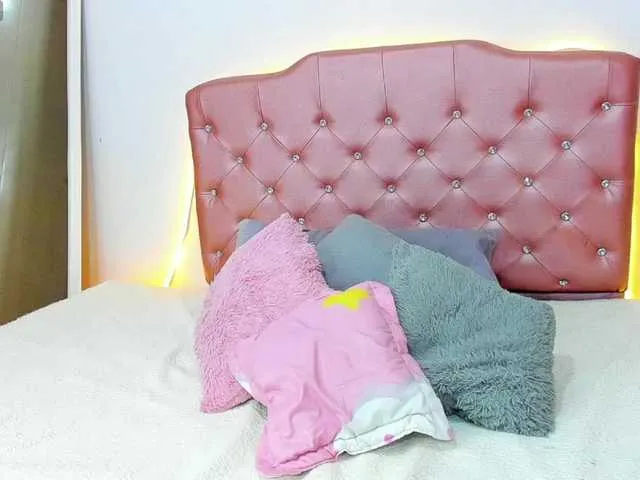 Loli_Belle – webcam model profile photo Image 12