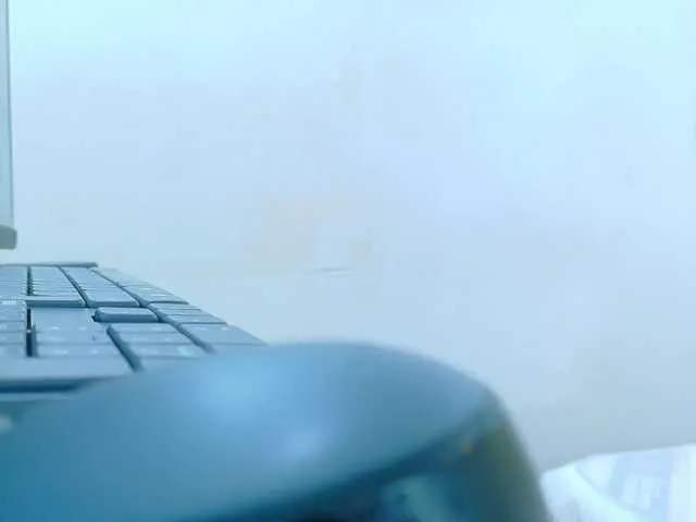 Loli_Belle – webcam model profile photo Image 7