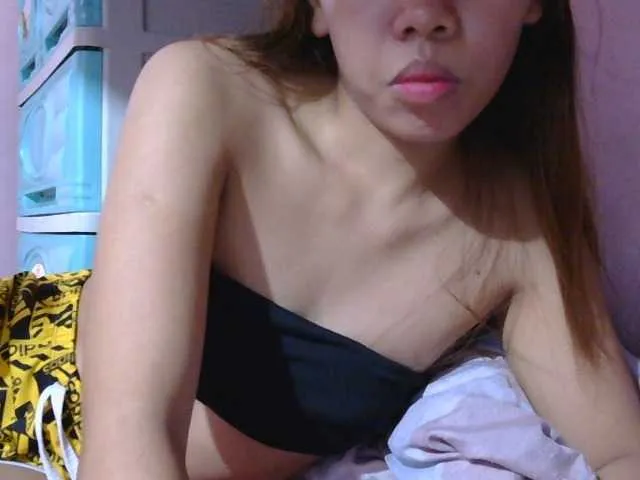 British_EmJess – webcam model profile photo Image 6