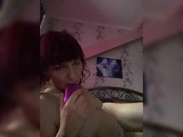 SusyBlair – webcam model profile photo Image 16
