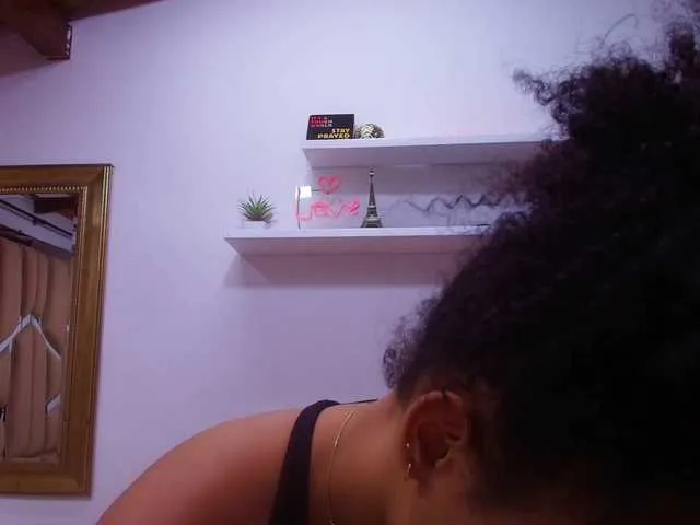 Jasmine_Whitee – webcam model profile photo Image 12