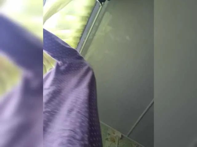 BlondeScarlettx – webcam model profile photo Image 13