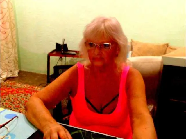 SusyBlair – webcam model profile photo Image 11