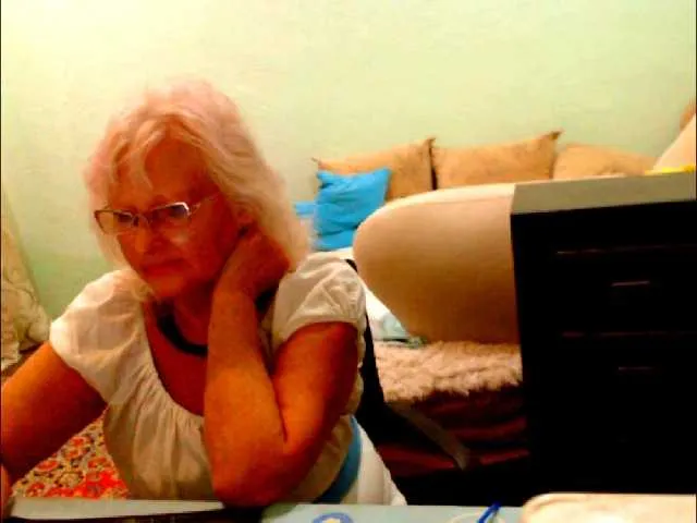SusyBlair – webcam model profile photo Image 13