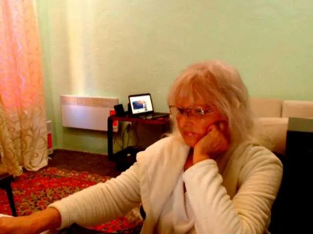 SusyBlair – webcam model profile photo Image 16