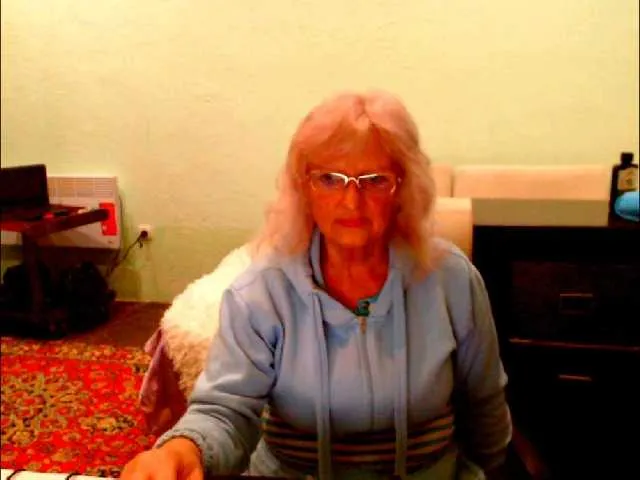 SusyBlair – webcam model profile photo Image 19