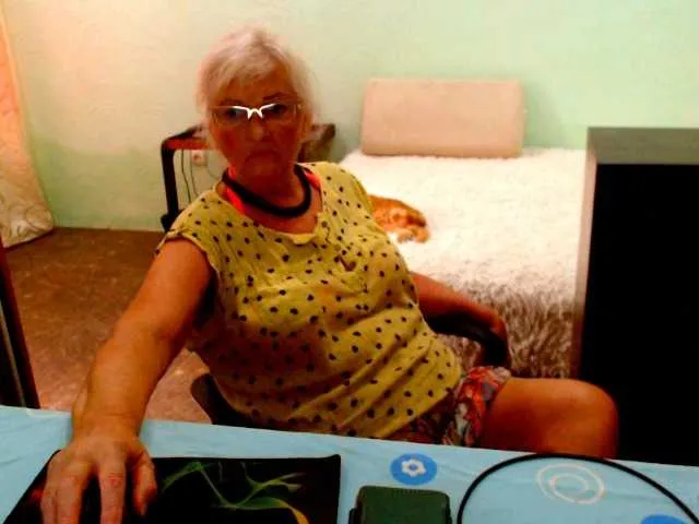 SusyBlair – webcam model profile photo Image 8