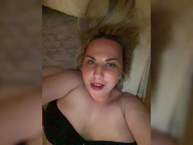 Hanna_Blondee – webcam model profile photo Image 10