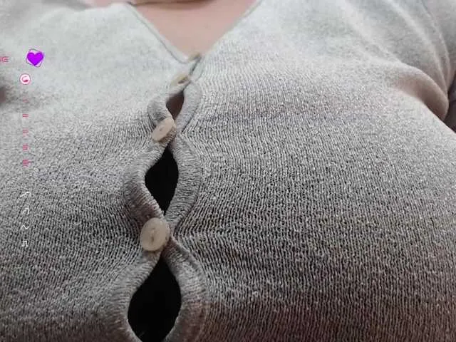 SofiaSins – webcam model profile photo Image 3