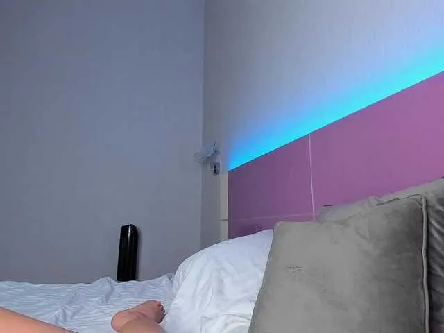 ula2015 – webcam model profile photo Image 18
