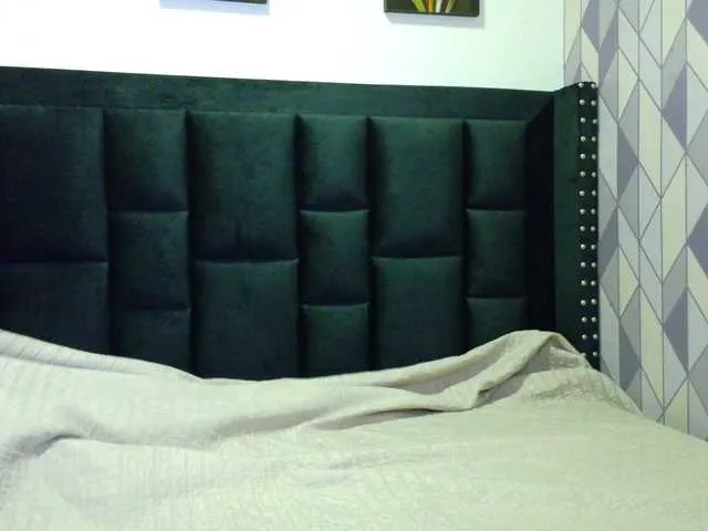 blondeangel_4u2 – webcam model profile photo Image 11