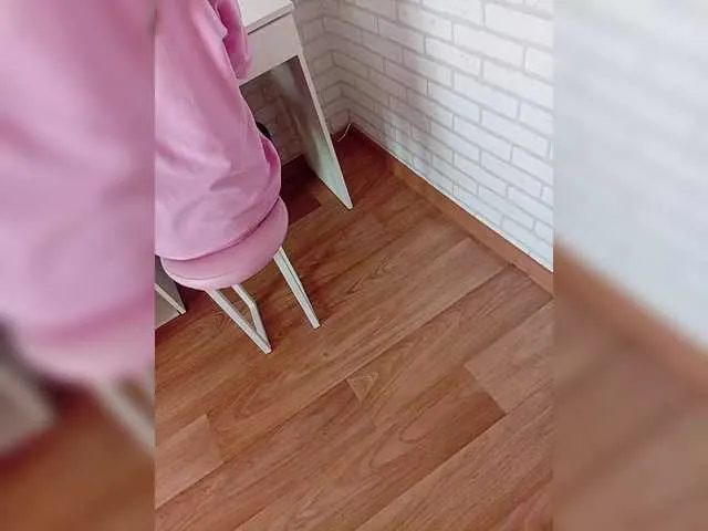 MarilynRainbow – webcam model profile photo Image 16