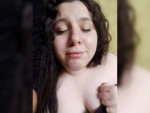 SusyBlair – webcam model profile photo Image 7