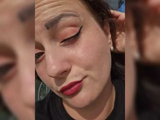 SusyBlair – webcam model profile photo Image 5