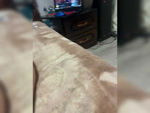 LizzieGreyX – webcam model profile photo Image 19
