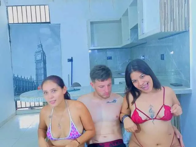 British_EmJess – webcam model profile photo Image 2