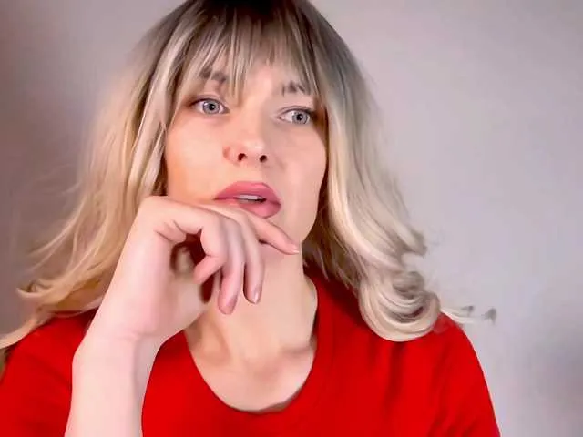 PaulaKiss – webcam model profile photo