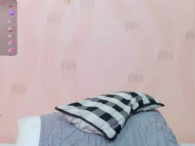 blondeangel_4u2 – webcam model profile photo Image 12