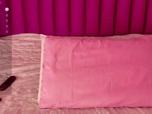 blondeangel_4u2 – webcam model profile photo Image 14