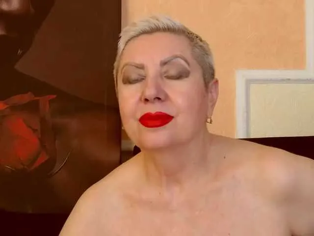 LannaGracesX – webcam model profile photo Image 2