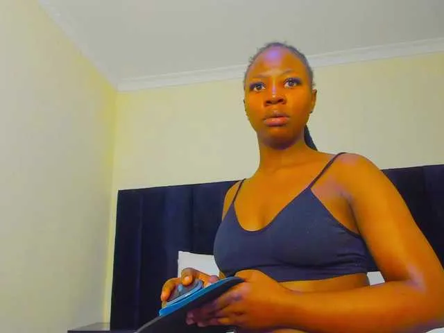 Nataly_Blonde – webcam model profile photo Image 16