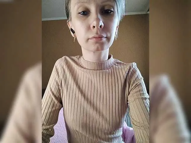 MilashaNyasha – webcam model profile photo Image 17