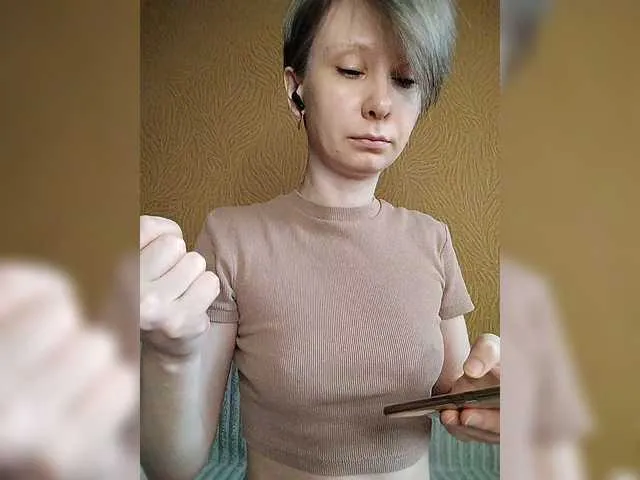 MilashaNyasha – webcam model profile photo Image 7