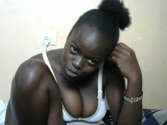 elysiastorm – webcam model profile photo Image 3