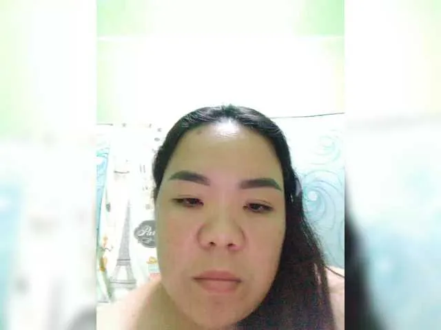 TenderLora – webcam model profile photo Image 7