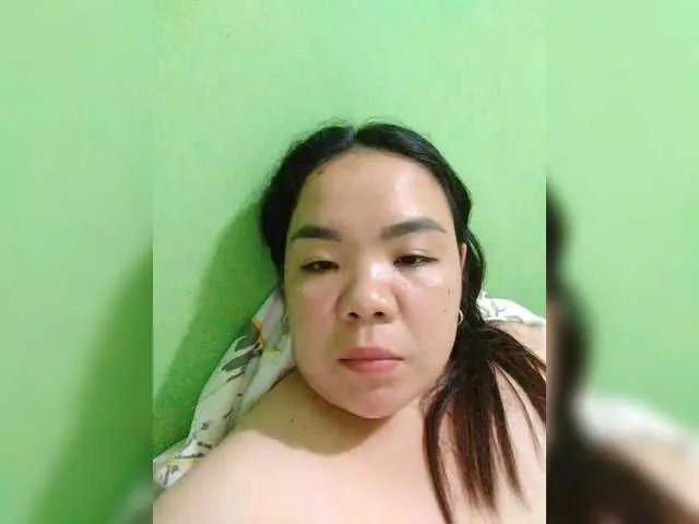 TenderLora – webcam model profile photo Image 8