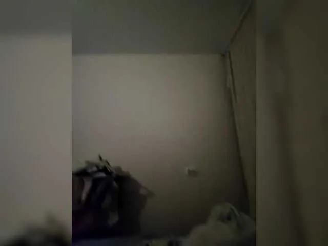 British_EmJess – webcam model profile photo Image 6