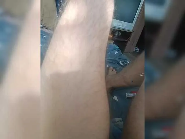 KateDivineUK – webcam model profile photo Image 5