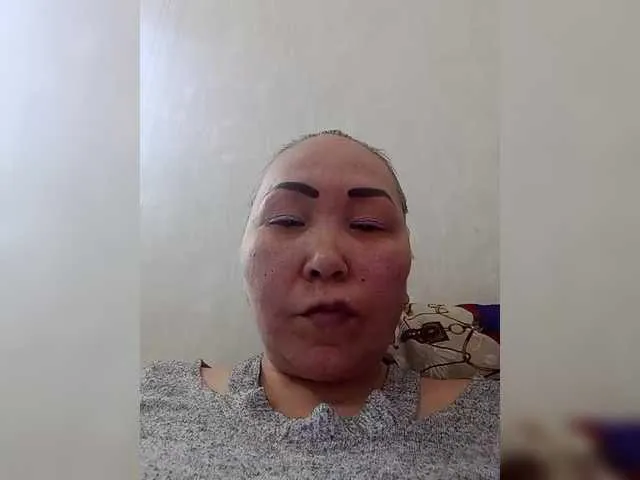 Qweentis – webcam model profile photo