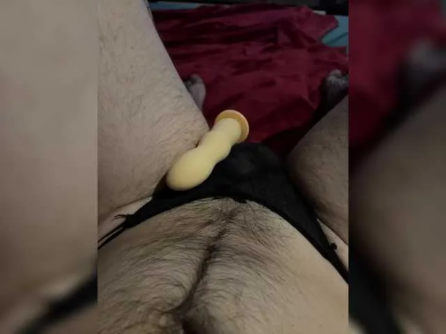 cumloves – webcam model profile photo Image 3
