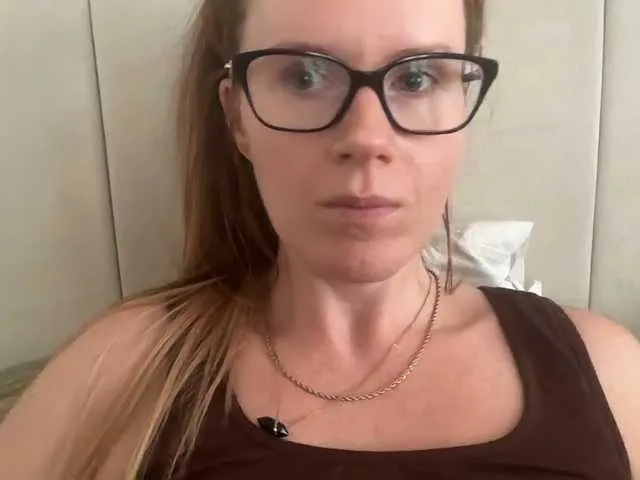 MissScarlett_xx – webcam model profile photo Image 8