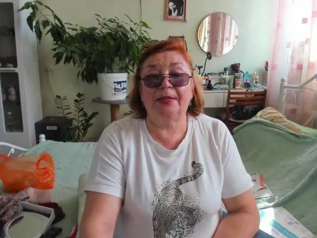 blondeangel_4u2 – webcam model profile photo Image 13