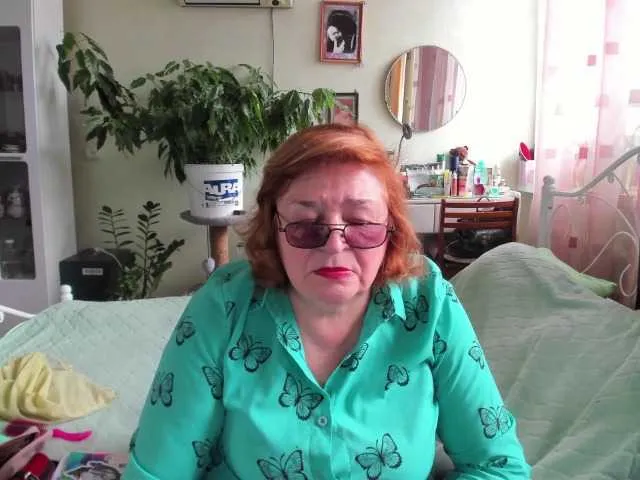 blondeangel_4u2 – webcam model profile photo Image 15