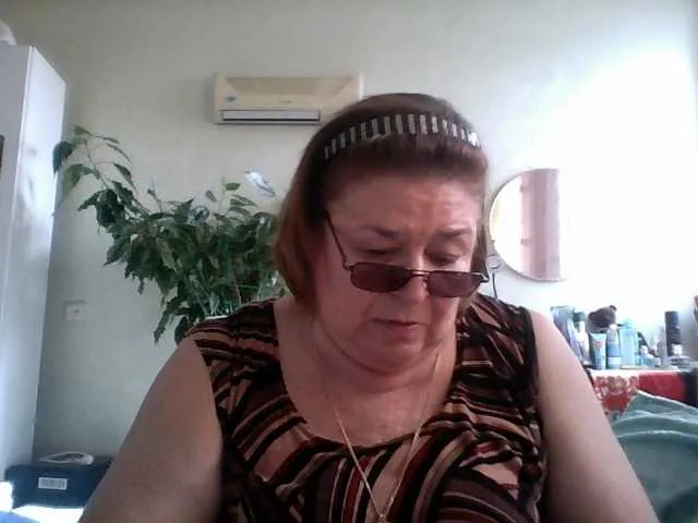 blondeangel_4u2 – webcam model profile photo Image 5