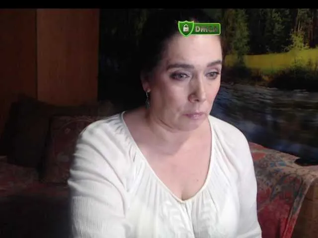 EksaCake – webcam model profile photo Image 12