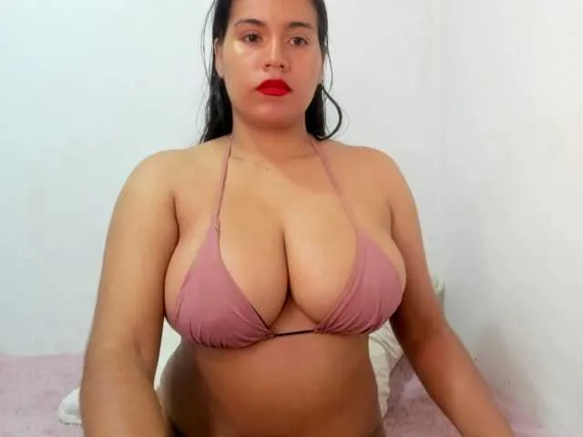 bunny_blonde – webcam model profile photo Image 19