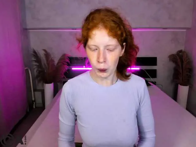 AlisaSet – webcam model profile photo Image 6