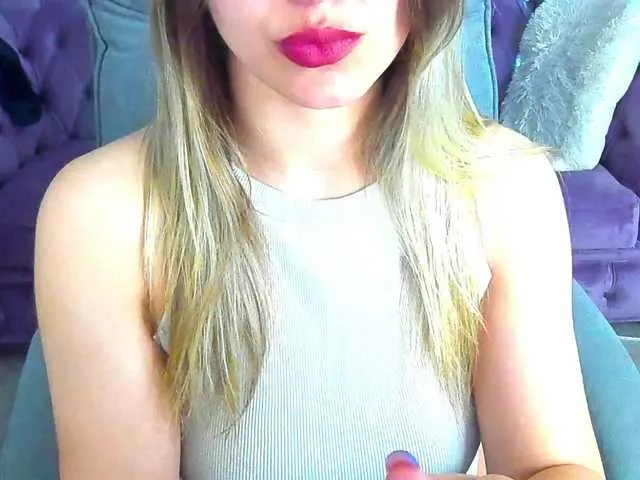 SusyBlair – webcam model profile photo Image 2
