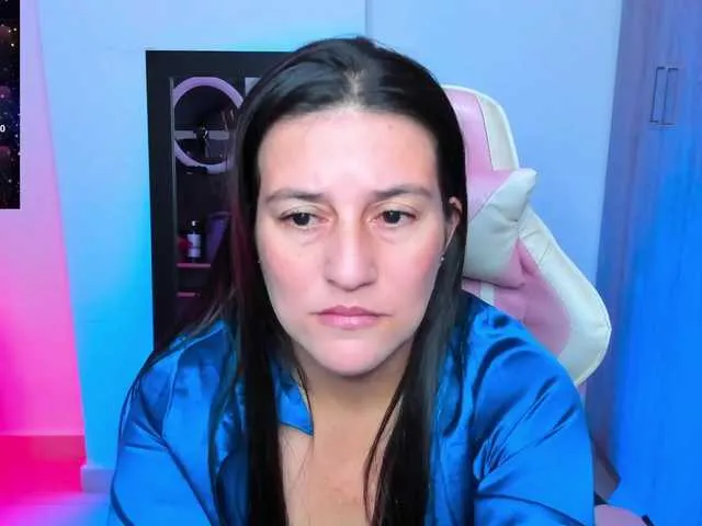 --LiMoNaDiK-- – webcam model profile photo Image 3